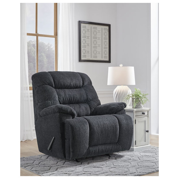 Ashley Furniture   1650325
